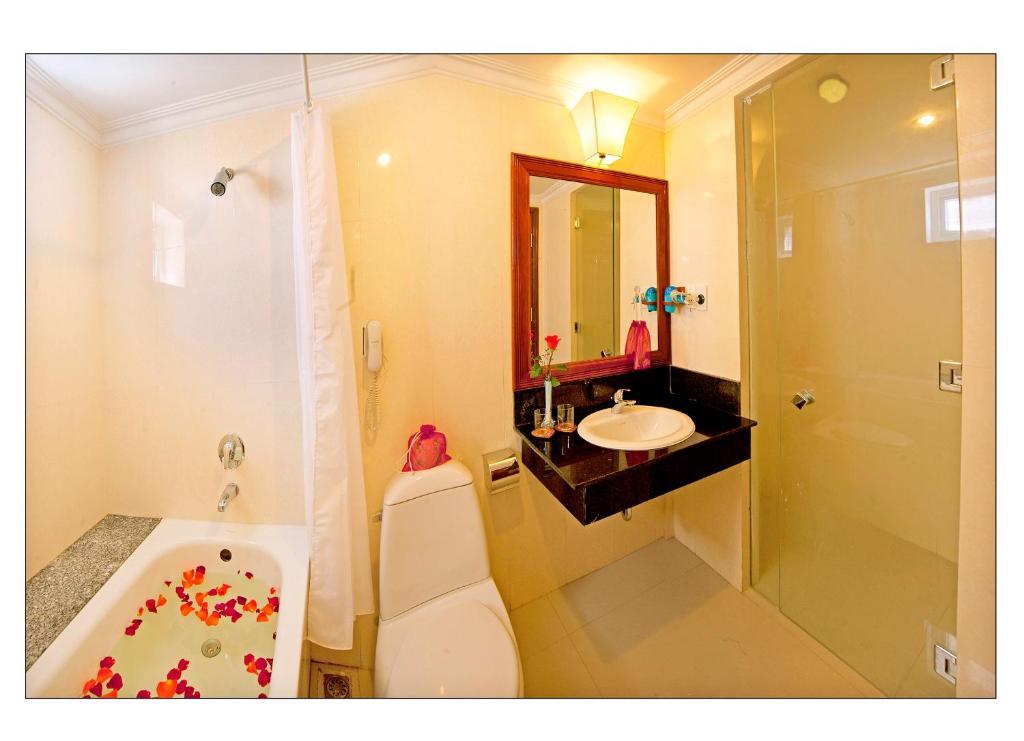 Bien Vang Hotel Da Nang Room photo